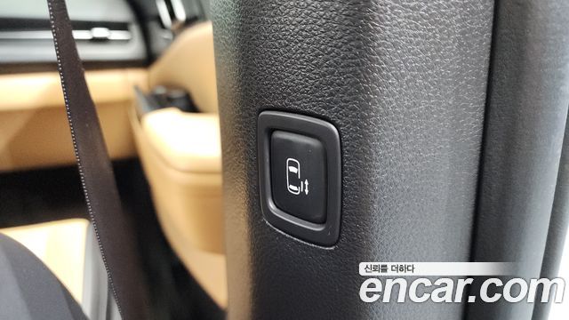 Kia Canival 2022 — photo 23