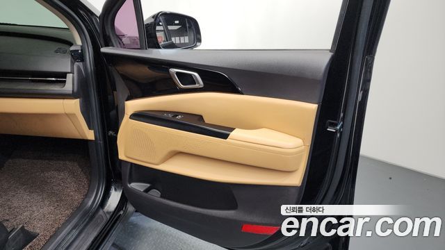 Kia Canival 2022 — photo 14