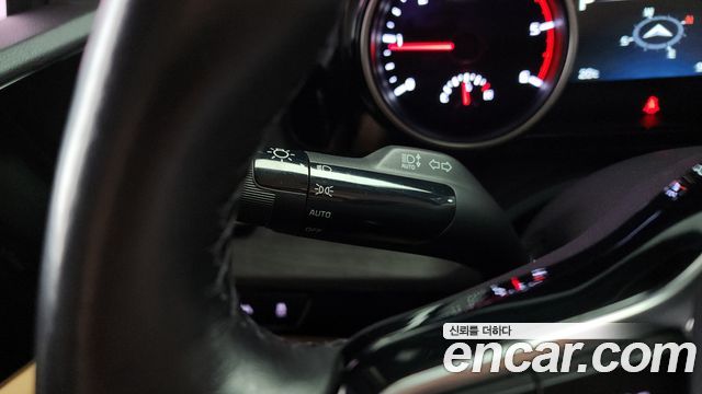 Kia Canival 2022 — photo 28