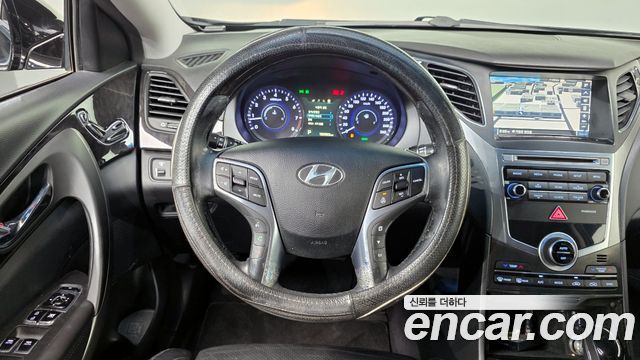 Hyundai Grandeur 2015 — photo 19