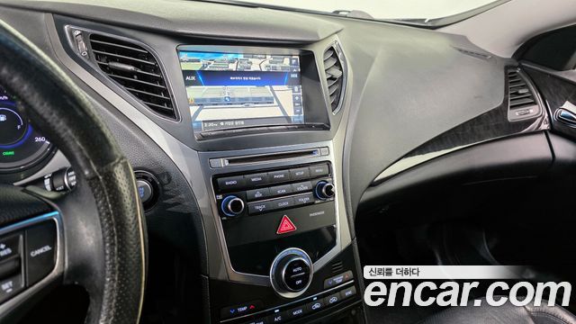 Hyundai Grandeur 2015 — photo 21
