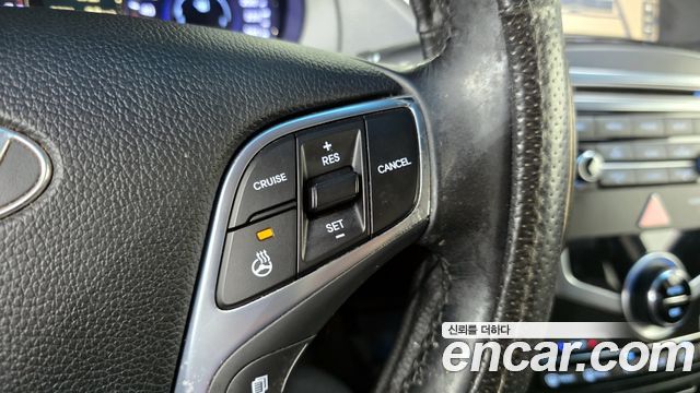 Hyundai Grandeur 2015 — photo 24