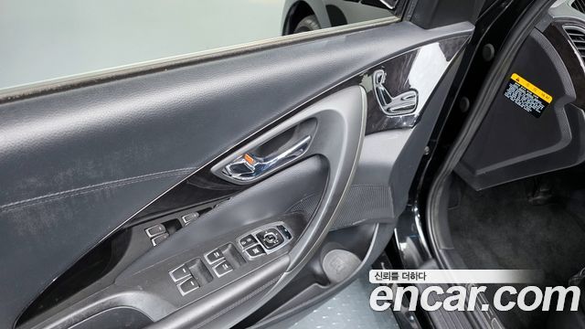 Hyundai Grandeur 2015 — photo 25