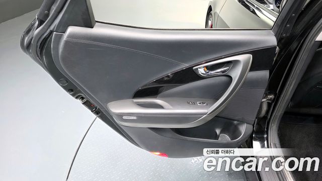 Hyundai Grandeur 2015 — photo 15
