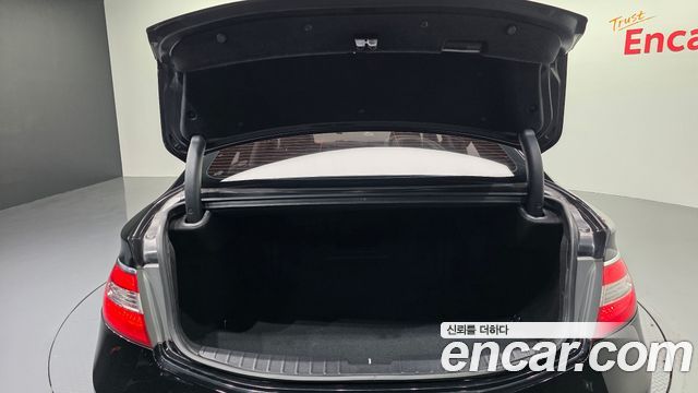 Hyundai Grandeur 2015 — photo 31