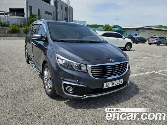 Kia Canival 2016 — photo 2