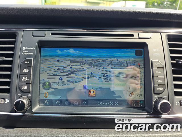 Kia Canival 2016 — photo 10