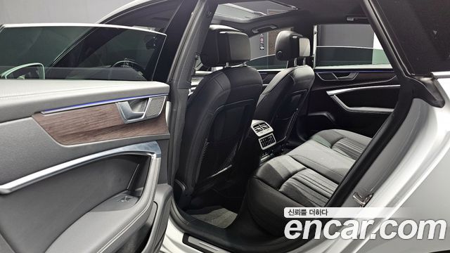 Audi A7 2022 — photo 16