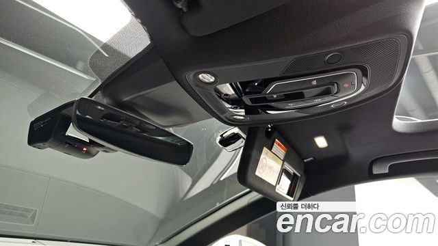 Audi A7 2022 — photo 27
