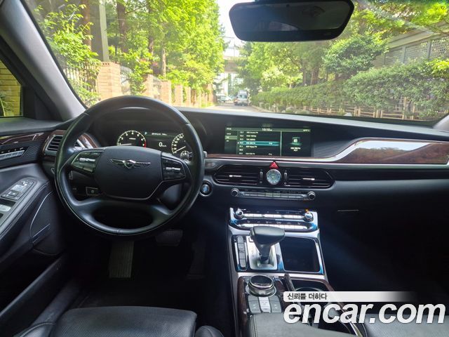 Genesis EQ900 2018 — photo 13