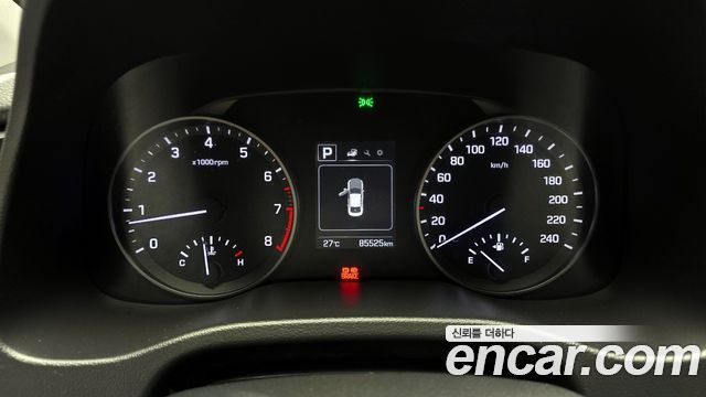 Hyundai AVANTE 2017 — photo 8