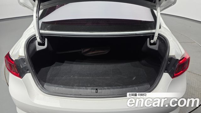 Renault Korea SM6 2019 — photo 20