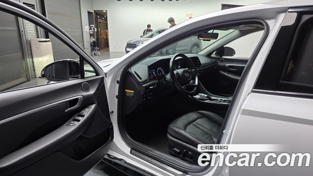 Hyundai Sonata 2020 — photo 13