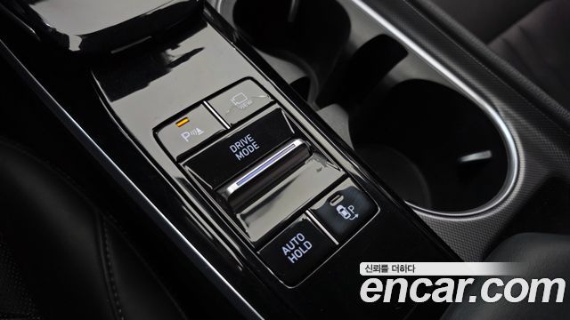 Hyundai Sonata 2020 — photo 31