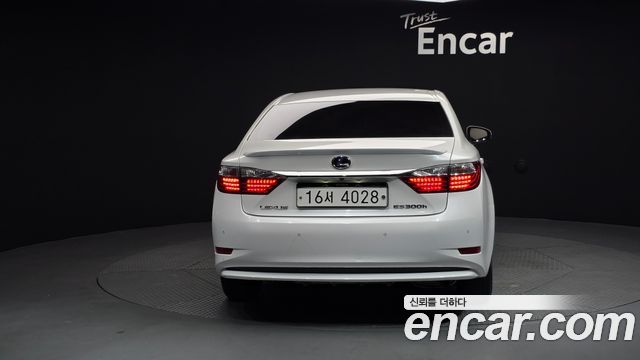 Lexus ES 2014 — photo 4