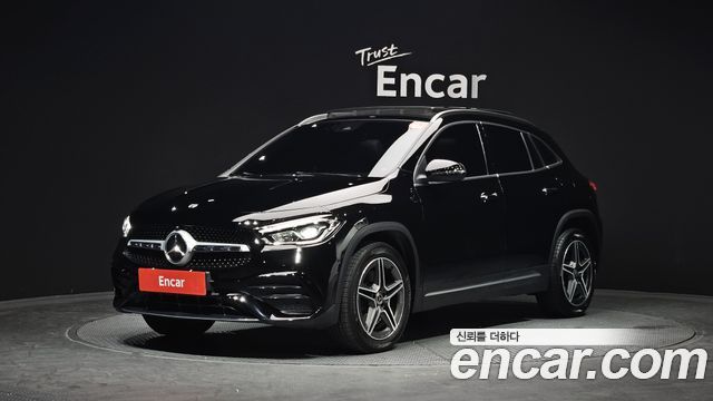 Mercedes-Benz GLA-Class