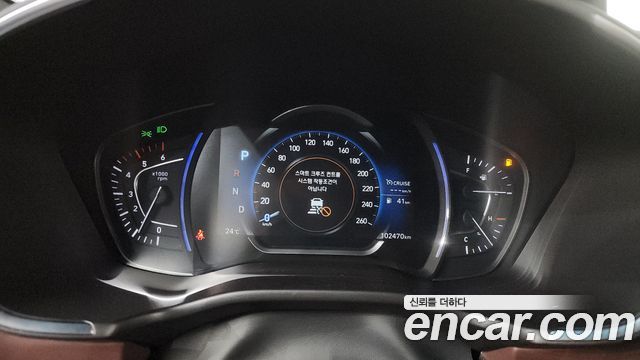 Hyundai Santafe 2019 — photo 11