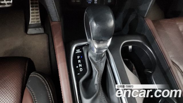 Hyundai Santafe 2019 — photo 12