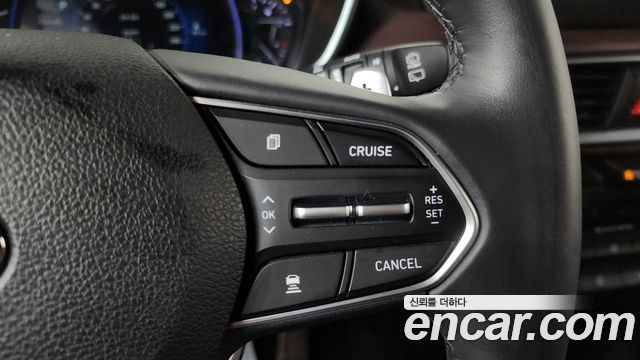 Hyundai Santafe 2019 — photo 22