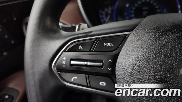Hyundai Santafe 2019 — photo 23