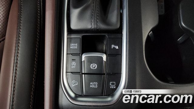 Hyundai Santafe 2019 — photo 25