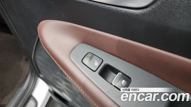 Hyundai Santafe 2019 — photo 36