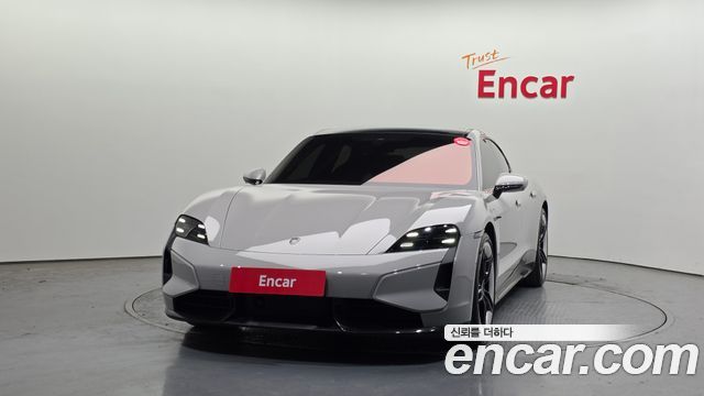 Porsche Taycan 2025 — photo 3