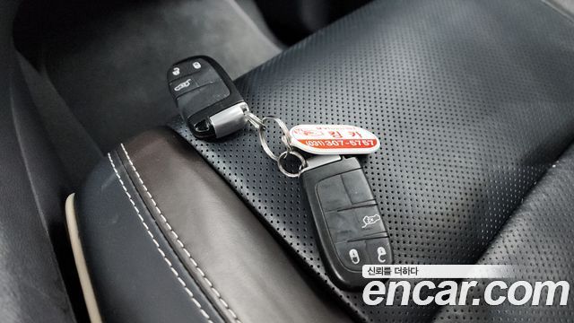 Jeep Cherokee 2014 — photo 16