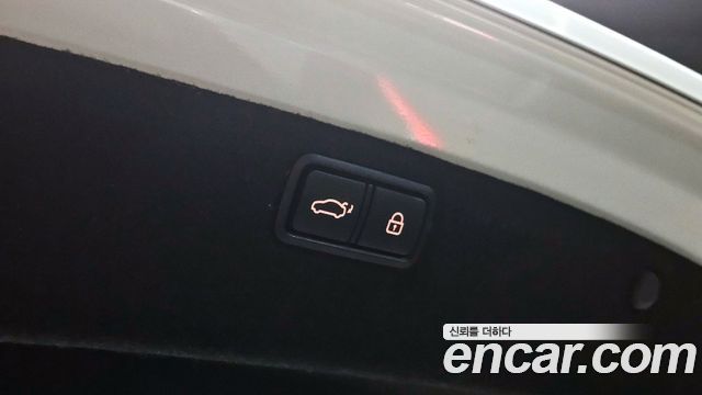 Hyundai Genesis 2015 — photo 18