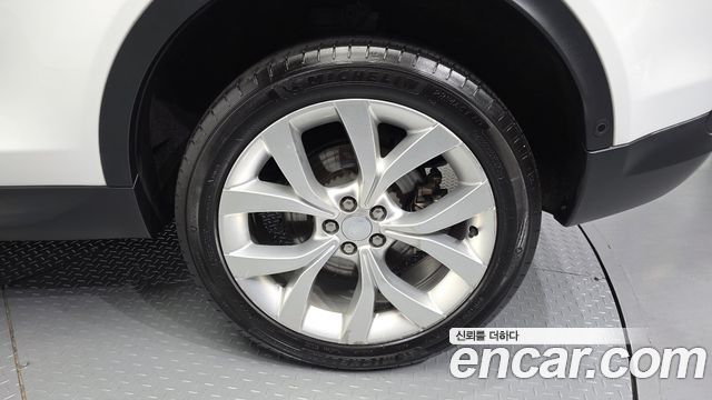 Land Rover Discovery Sport 2021 — photo 7