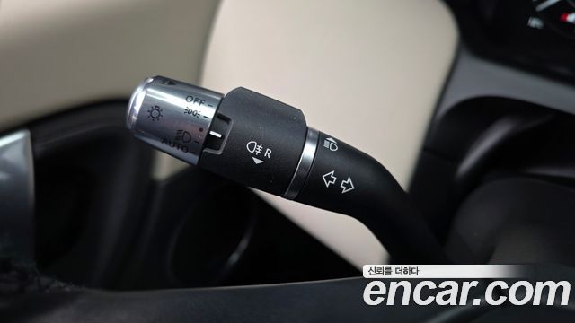 Land Rover Discovery Sport 2021 — photo 31