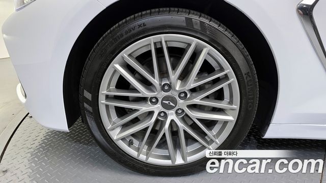 Genesis G70 2019 — photo 5