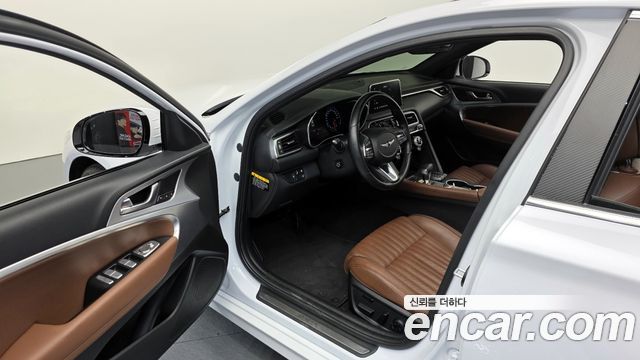 Genesis G70 2019 — photo 10