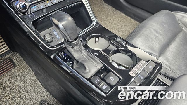 Hyundai Grandeur 2018 — photo 9