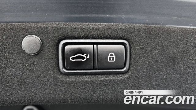 Hyundai Grandeur 2018 — photo 18