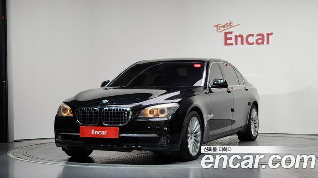 BMW 7-Series 2010 — photo 1