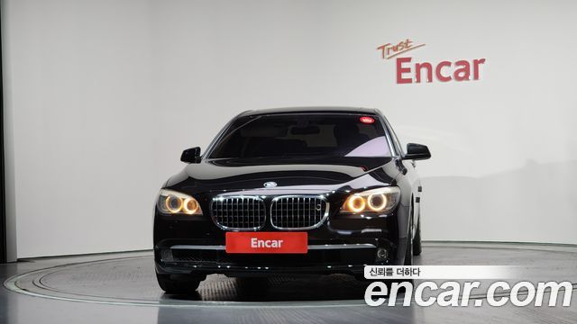 BMW 7-Series 2010 — photo 3