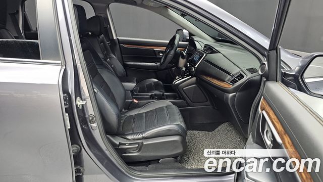 Honda CR-V 2017 — photo 16