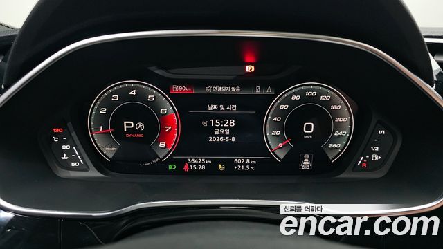 Audi Q3 2024 — photo 8