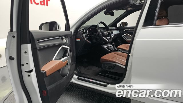 Audi Q3 2024 — photo 10