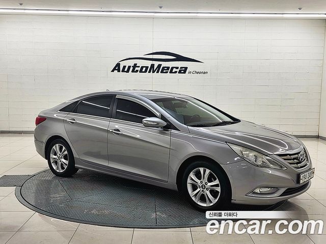 Hyundai Sonata 2010 — photo 2