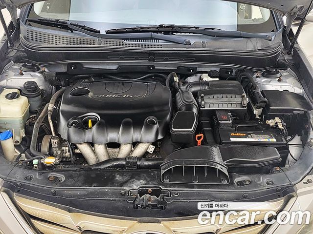 Hyundai Sonata 2010 — photo 8