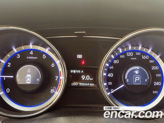 Hyundai Sonata 2010 — photo 9