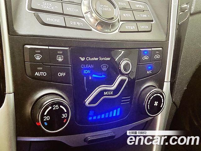 Hyundai Sonata 2010 — photo 14