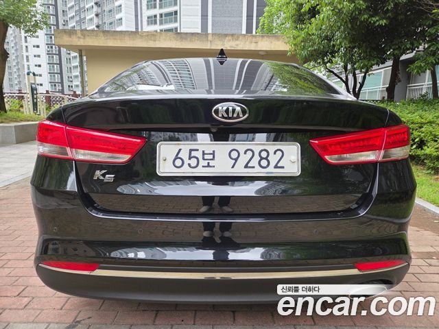 Kia K5 2016 — photo 6