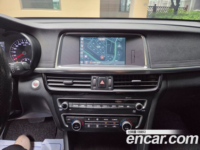 Kia K5 2016 — photo 13