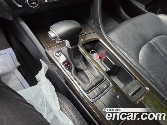 Kia K5 2016 — photo 14