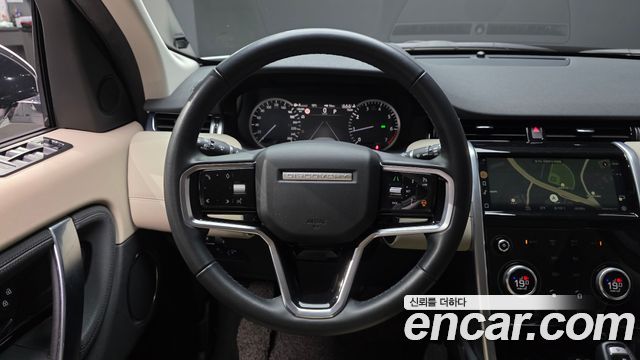 Land Rover Discovery Sport 2023 — photo 13