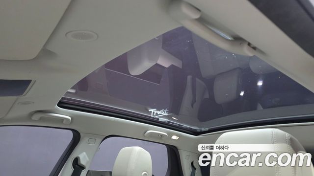 Land Rover Discovery Sport 2023 — photo 19