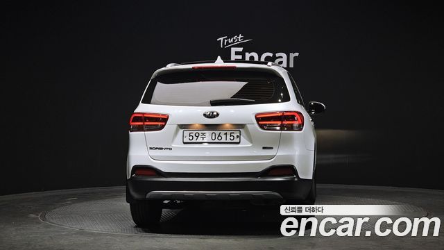 Kia Sorento 2016 — photo 4